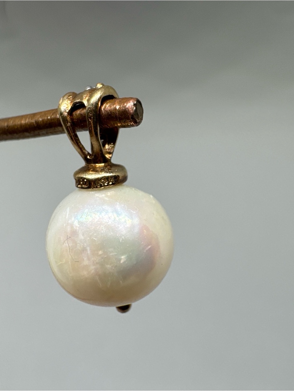 Vintage Solid 14K Yellow Gold Pendant With Diamond And Genuine 10MM Pearl - Picture 6 of 12